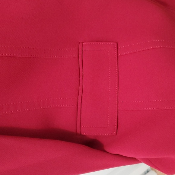 Maroon Jacket with fine stitching details - Picture 8 of 8